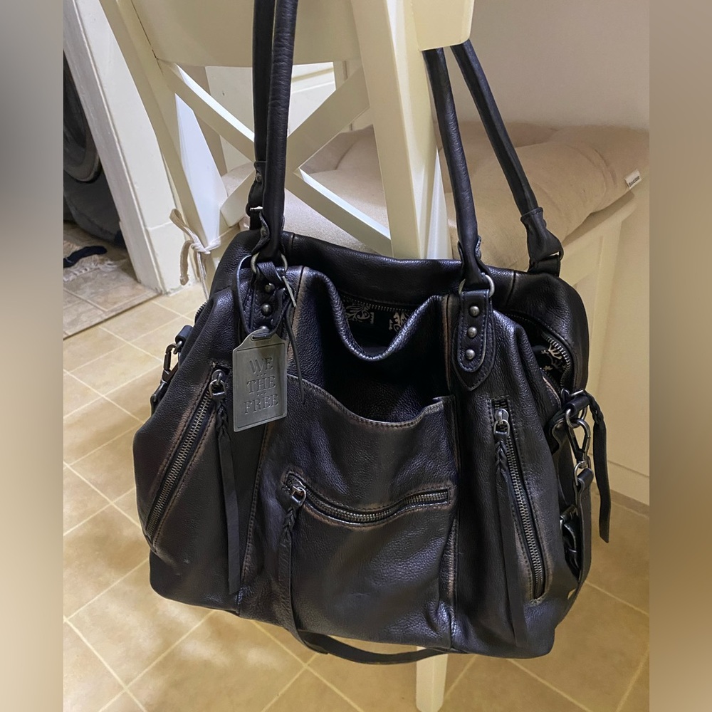 FREE PEOPLE EMERSON TOTE BAG ONLY USED ONCE